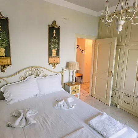 Дом отдыха Zaga Beach- Seascape Luxury Costiana *