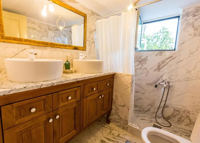 Ferienhaus Zaga Beach- Seascape Luxury Costiana *