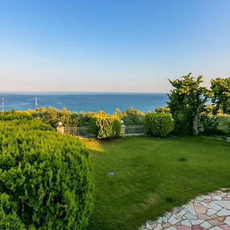 Zaga Beach- Seascape Luxury Costiana