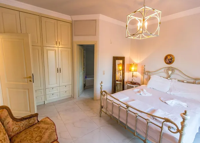 Zaga Beach- Seascape Luxury Costiana